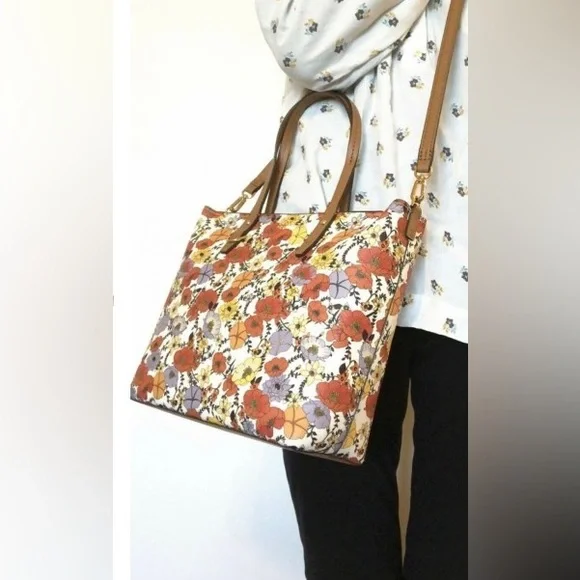 NWT Gorgeous Tory Burch Kerrington Zip Tote. - Picture 2 of 13